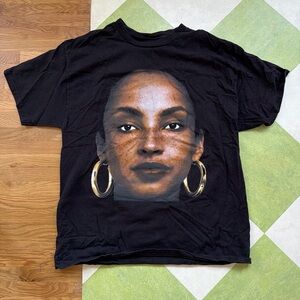 Vintage Sade T
